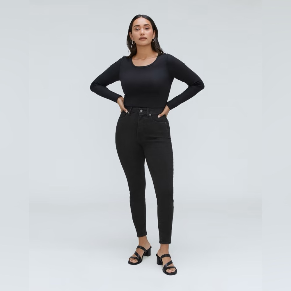 Everlane | The Curvy High-Rise Skinny Jean in Ash